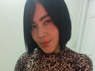 cam girl masturbating with vibrator ScarlettColombia