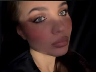 fingering camslut SeemaRedhouse