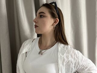 camwhore shaving pussy ShoshanaGasman