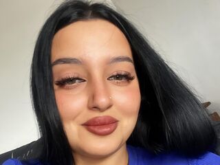 webcam strip tease show SkarlettBrook
