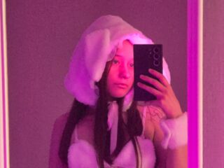 hot camslut SophieKuper
