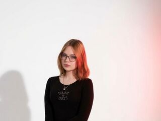camgirl webcam pic SuzanGoldstein