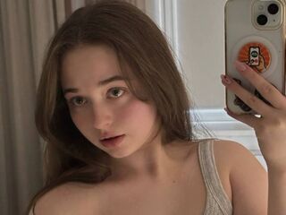 live chatroom TamaraJameson