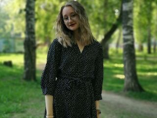 adult cam show TiffaniMcinturff