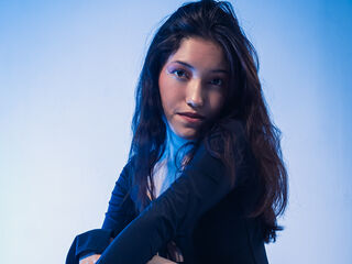 hot cam girl masturbating with vibrator TrinityNova