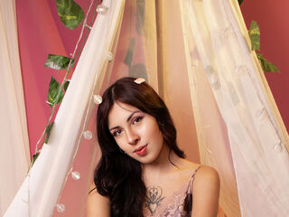 camwhore shaved pussy ValeryBeaumont