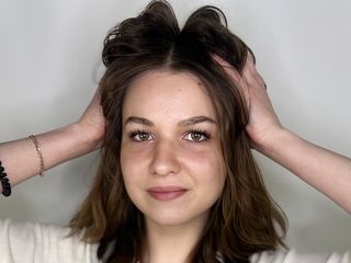 camwhore fingering shaved pussy VicentaVeshedsky