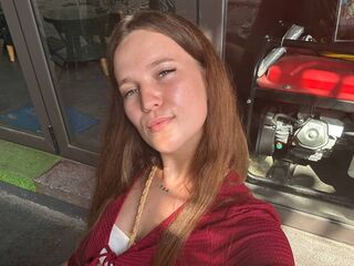 hot cam girl masturbating with vibrator WilmaAllison