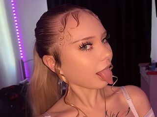 cam girl chatroom YolandoHeitz