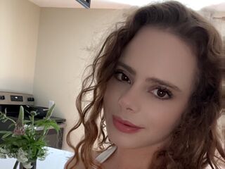 camgirl showing tits ZaraVenwick