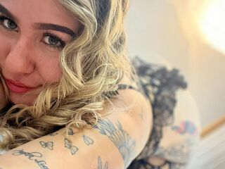 shaved pussy cam ZoeSterling